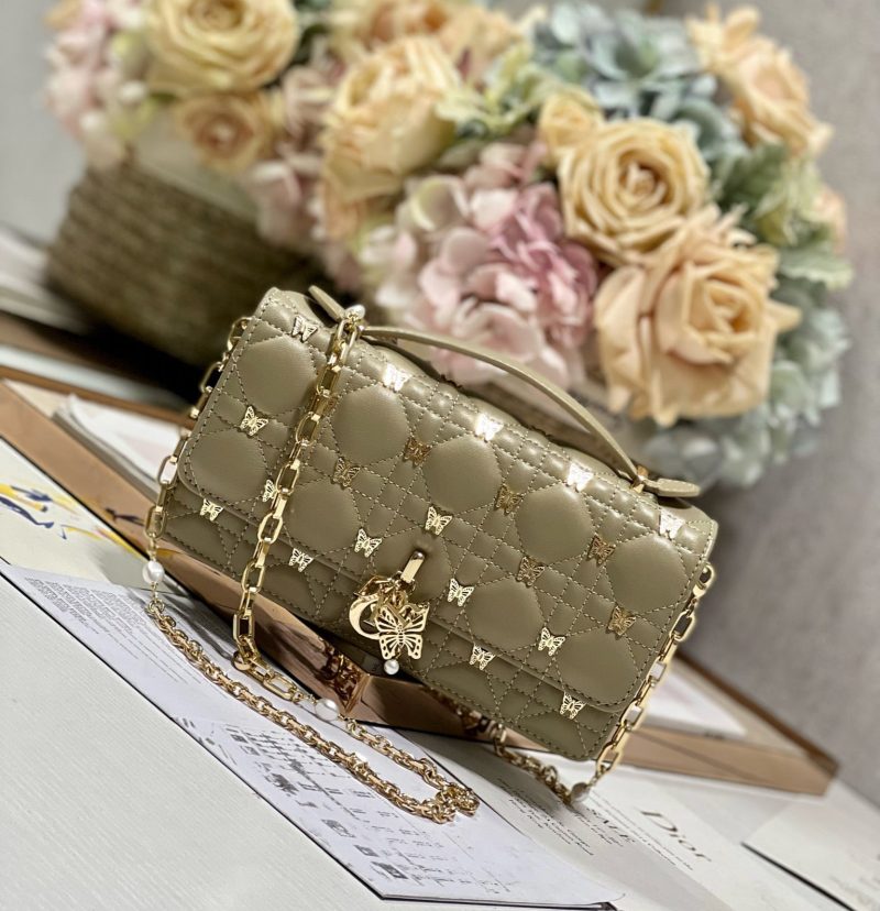 13350630788162482_e3406f58-e1f8-4d96-b001-6d20f5e2e5a7 MISS LADY 21 BUTTERFLY STUD OLIVE LAMBSKIN