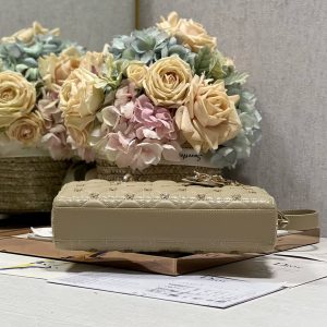 13350630865903292_e1a7f5ed-4474-43f1-98b0-8f87236ed76a MEDIUM LADY D-JOY 26 BUTTERFLY STUD OLIVE LAMBSKIN