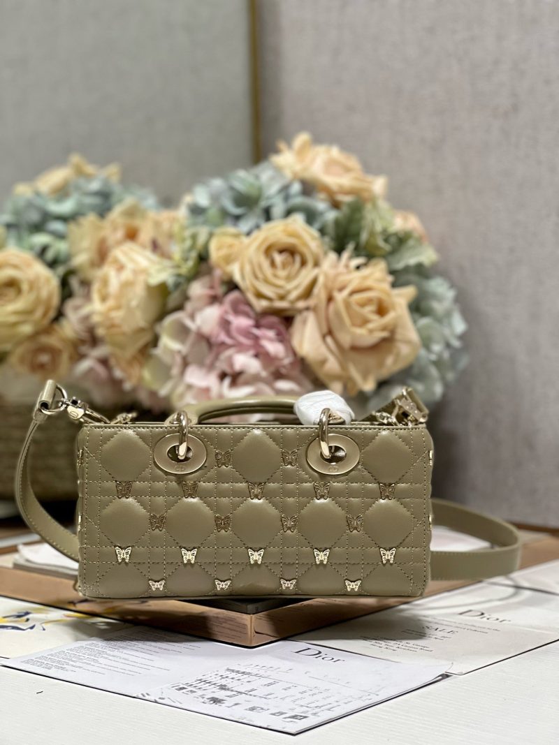 13350631171573446_a73ce41a-6285-4f39-b717-a2ef94c66100 SMALL LADY D-JOY 22 BUTTERFLY STUD OLIVE LAMBSKIN