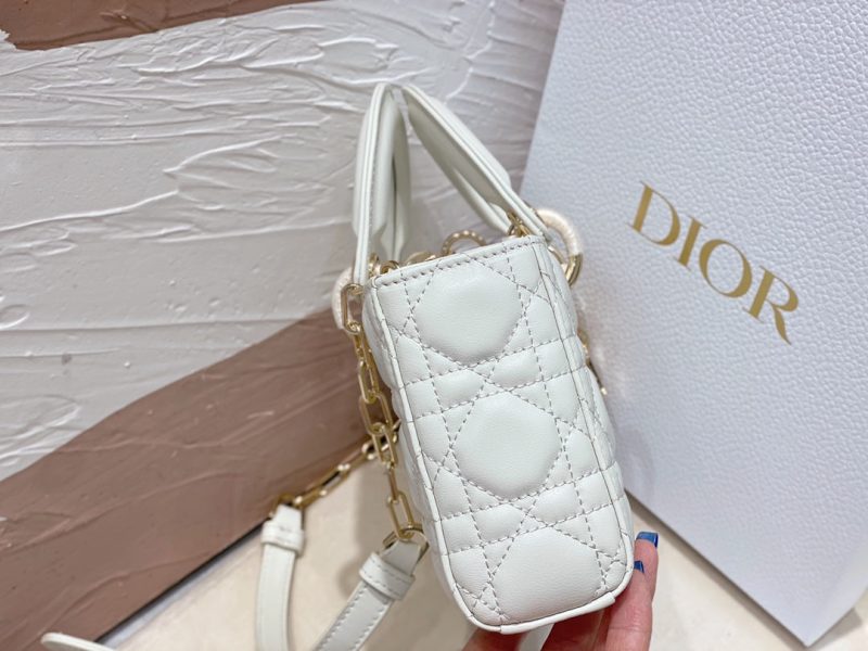 13350670028748115_da43dc3b-ebb8-438e-b552-0347508433d3 MICRO LADY D-JOY 16.5 WHITE LAMBSKIN