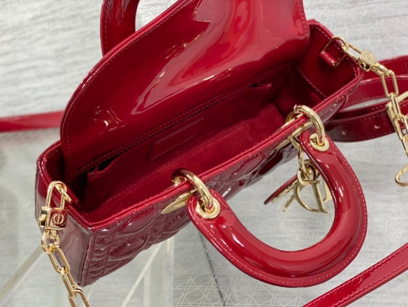 13350670360913373_a842903f-a641-46e6-8046-07a16c388042 SMALL LADY D-JOY 22 RED PATENT CALFSKIN