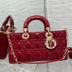MEDIUM LADY D-JOY 26 RED PATENT CALFSKIN