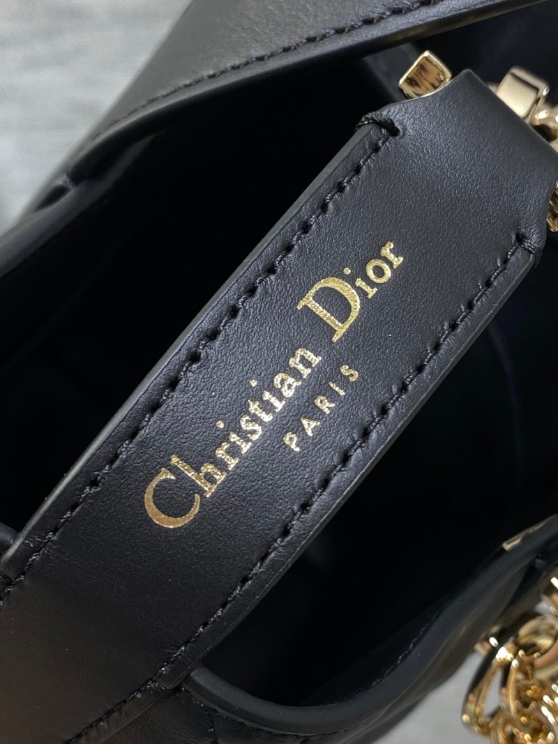 CD Toujours Vertical Small Built-In Lucky Charm Chain 18cm Black Lambskin