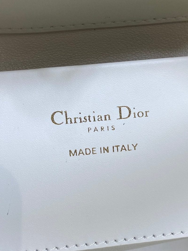 CD Toujours Vertical Small Built-In Lucky Charm Chain 18cm White Lambskin