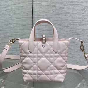 CD Toujours Vertical Small Built-In Lucky Charm Chain 18cm Pink Lambskin