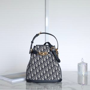 MONTAIGNE MEDIUM 24 BUCKET BAG IN BLUE OBLIQUE JACQUARD CALFSKIN