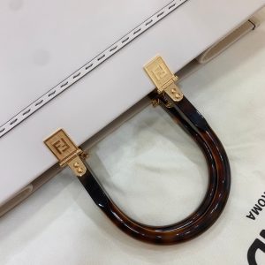 20200704_a1593838269807_4246_jpg SHINE 40 TOTE BAG IN WHITE EMBOSSED CALFSKIN