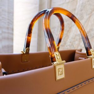 20200819_i1597816089_2594_7_jpg_9bbd524d-741d-4dbc-be9e-0346ae711704 Fendi Sunshine Large Bag 40.5 Tan Leather