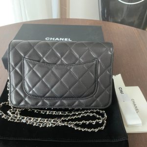 WOC 19CM BLACK LAMBSKIN SILVER HARDWARE