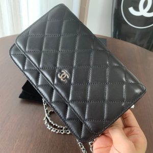 WOC 19CM BLACK LAMBSKIN SILVER HARDWARE