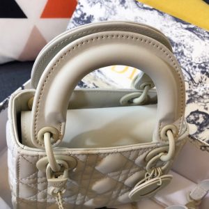 MINI LADY 17 BAG IN WHITE CALFSKIN