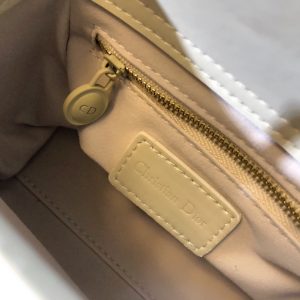 MINI LADY 17 BAG IN WHITE CALFSKIN