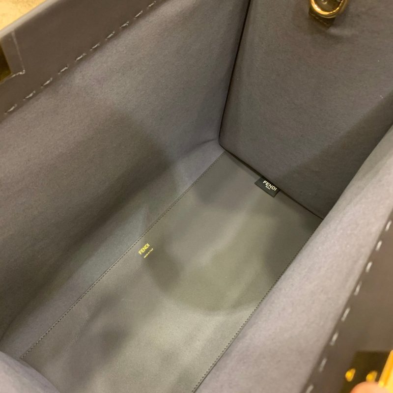 20201011_a1602389350618_0138_jpg SHINE 40 TOTE BAG IN STONE GREEN EMBOSSED CALFSKIN