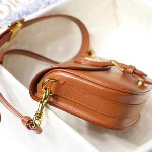 20201011_i1602359974_5460_4_jpg SMALL BOBBY 18 BAG IN CINNAMON BROWN GLOSSY CALFSKIN