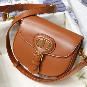 20201011_i1602359974_5808_1_jpg SMALL BOBBY 18 BAG IN CINNAMON BROWN GLOSSY CALFSKIN