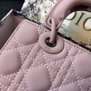 MEDIUM LADY 20 BAG IN LIGHT PINK CALFSKIN