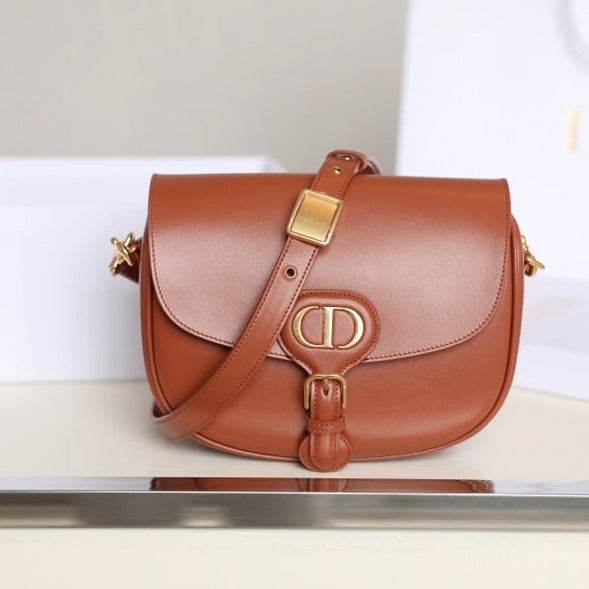MEDIUM CD BOBBY 22CM DARK TAN CALFSKIN GOLD HARDWARE