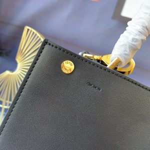 20201205_a1607145289535_1451_jpg_d95f381d-5001-4ba0-82ad-fa64dfa6e19a Peekaboo X-lite medium 30cm Bag black lambskin gold hardware