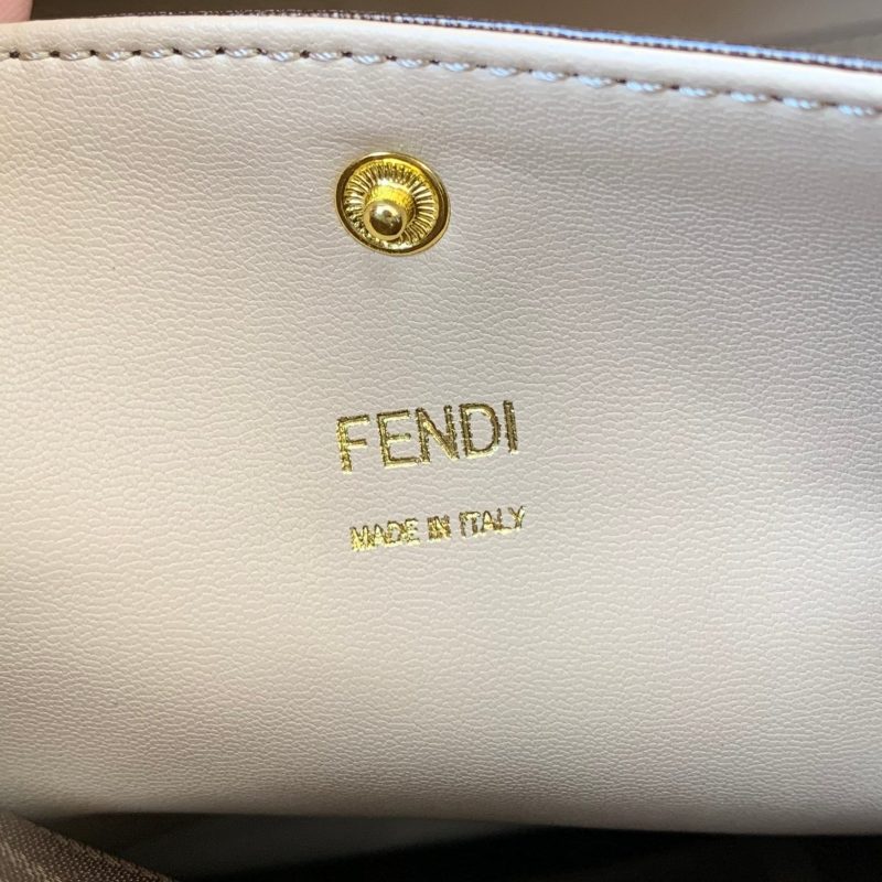 20201205_a1607145291225_1451_jpg_29c0bdfc-e701-4560-8ae2-e63e049a7051 Peekaboo X-lite medium 30cm Bag black lambskin gold hardware