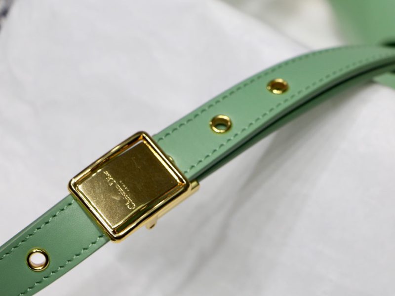 20201205_i1607100806_2407_8_jpg MEDIUM CD BOBBY 22CM BLUE GREEN CALFSKIN GOLD HARDWARE