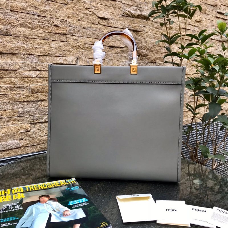 20201230_i1609314241_443_1_jpg_7a8d0182-1c0d-41e0-8737-16b00640ee16 Fendi Sunshine Large Bag 40.5 Grey Leather