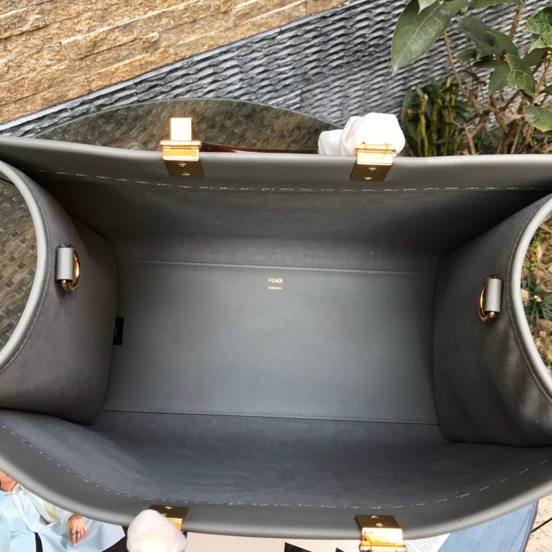 20201230_i1609314241_6596_2_jpg_90bd3e66-b8d9-43a7-a5cd-9edf5df0b4c7 Fendi Sunshine Large Bag 40.5 Grey Leather