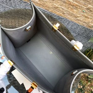 20201230_i1609314241_9726_7_jpg_ab82a948-8ddf-4274-b174-f6324890e426 Fendi Sunshine Large Bag 40.5 Grey Leather