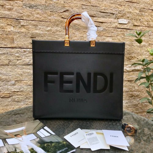 Fendi Sunshine Large Bag 40.5 Black Leather