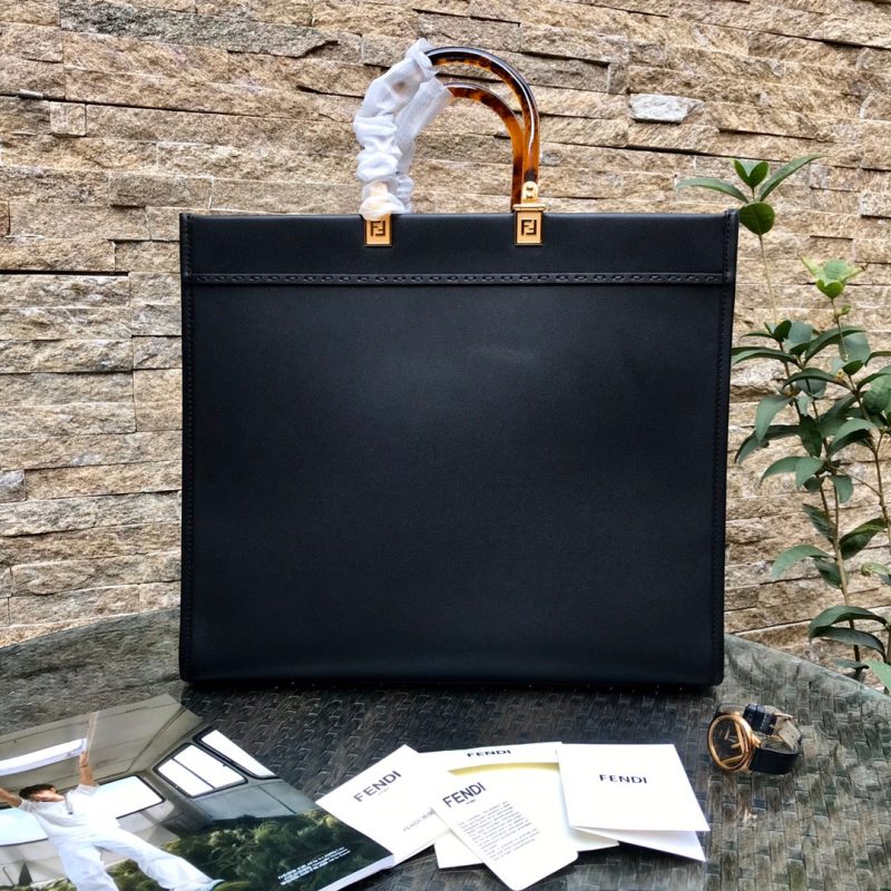 Fendi Sunshine Large Bag 40.5 Black Leather