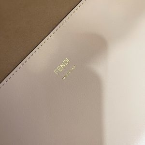 20210311_a1615440118551_3530_jpg SHINE LARGE 35 TOTE IN WHITE CALFSKIN