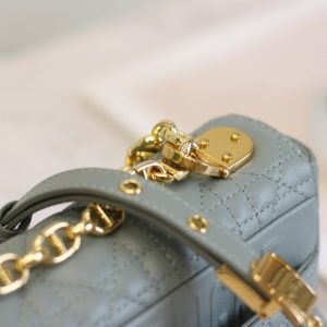 20210407_i1617784046_1549_6_jpg CARO MINI BAG 20 IN LIGHT BLUE CALFSKIN