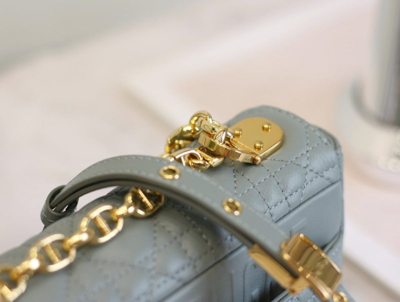 20210407_i1617784046_1549_6_jpg CARO MINI BAG 20 IN LIGHT BLUE CALFSKIN