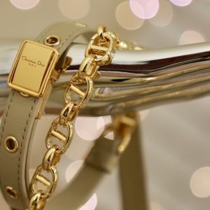 LARGE CARO BAG 28 LIGHT BEIGE CALFSKIN