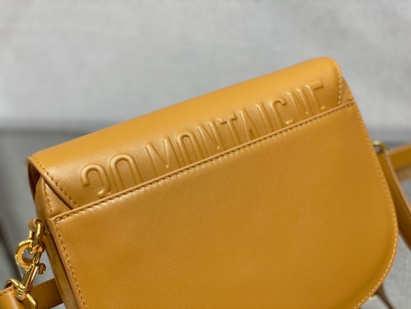 20210421_i1618941928_3767_6_jpg MEDIUM CD BOBBY 22CM BROWN CALFSKIN GOLD HARDWARE