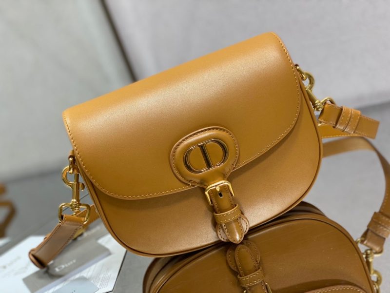 20210421_i1618941928_5391_1_jpg MEDIUM CD BOBBY 22CM BROWN CALFSKIN GOLD HARDWARE