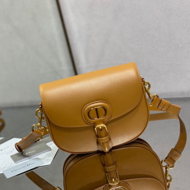 20210421_i1618941928_6916_0_jpg MEDIUM CD BOBBY 22CM BROWN CALFSKIN GOLD HARDWARE