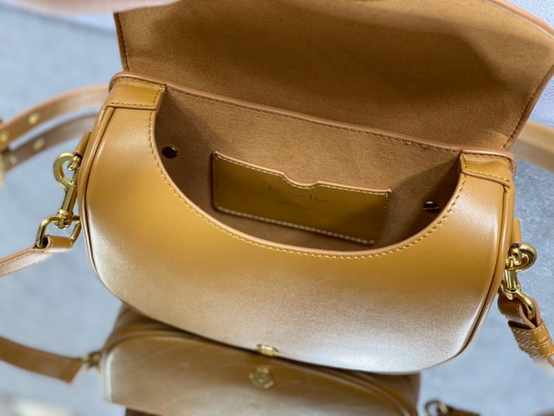 20210421_i1618941928_7693_7_jpg MEDIUM CD BOBBY 22CM BROWN CALFSKIN GOLD HARDWARE