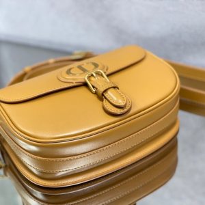 20210421_i1618941928_7926_4_jpg MEDIUM CD BOBBY 22CM BROWN CALFSKIN GOLD HARDWARE