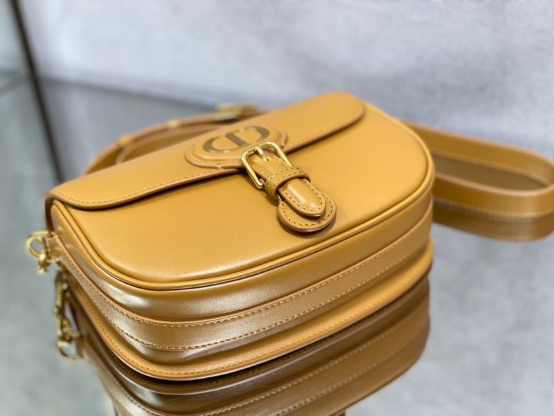 20210421_i1618941928_7926_4_jpg MEDIUM CD BOBBY 22CM BROWN CALFSKIN GOLD HARDWARE