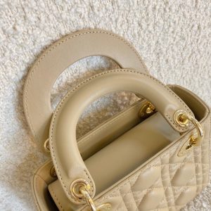 20210518_i1621350698_702_5_jpg mini lady 17 mellow yellow lambskin