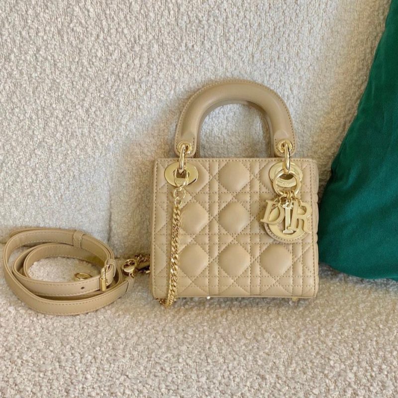 20210518_i1621350698_9854_0_jpg mini lady 17 mellow yellow lambskin