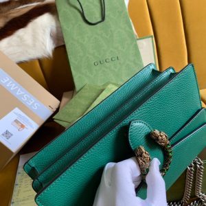 20210625_i1624622340_9608_2_jpg DYONYSUS SHOULDER BAG 28 IN TURQUOISE CALFSKIN