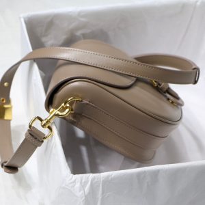 MEDIUM CD BOBBY 22CM DARK BROWN CALFSKIN GOLD HARDWARE