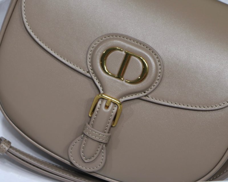 MEDIUM CD BOBBY 22CM DARK BROWN CALFSKIN GOLD HARDWARE