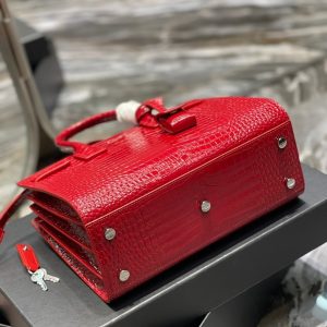 SAC DE JOUR BABY 26 RED CALFSKIN GOLD HARDWARE