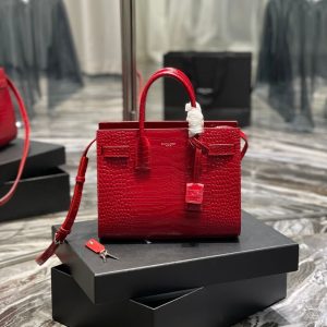 SAC DE JOUR BABY 26 RED CALFSKIN GOLD HARDWARE