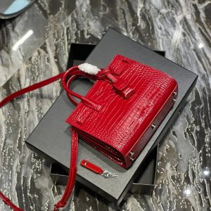 SAC DE JOUR NANO 22 RED CALFSKIN GOLD HARDWARE