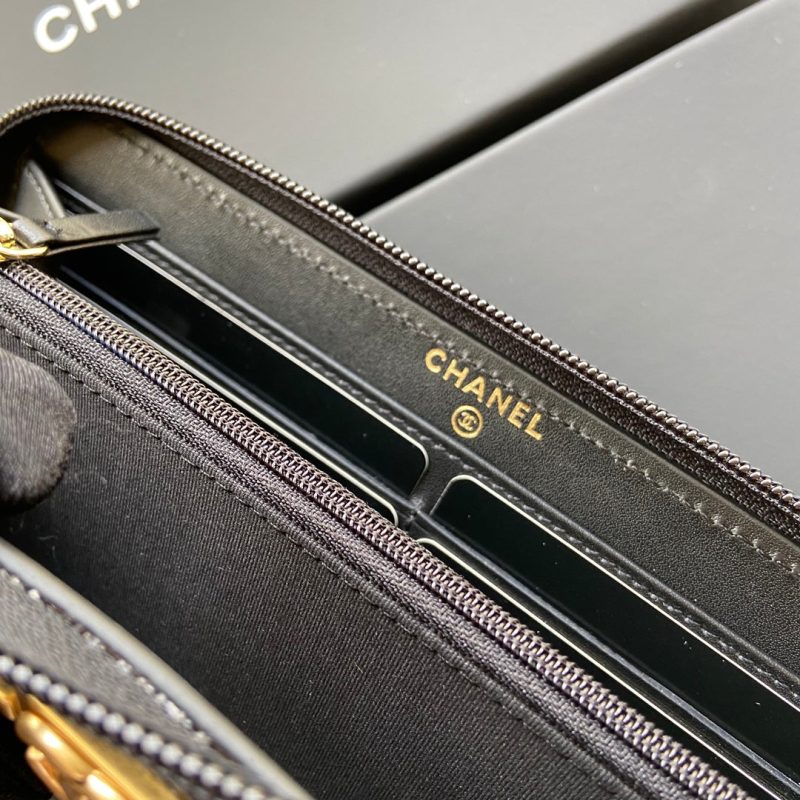 CC Gold Buckle Boy Zipper Coin Wallet Black Sheepskin 229737