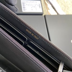 CC Gold Buckle Boy Zipper Coin Wallet Black Caviar 229739