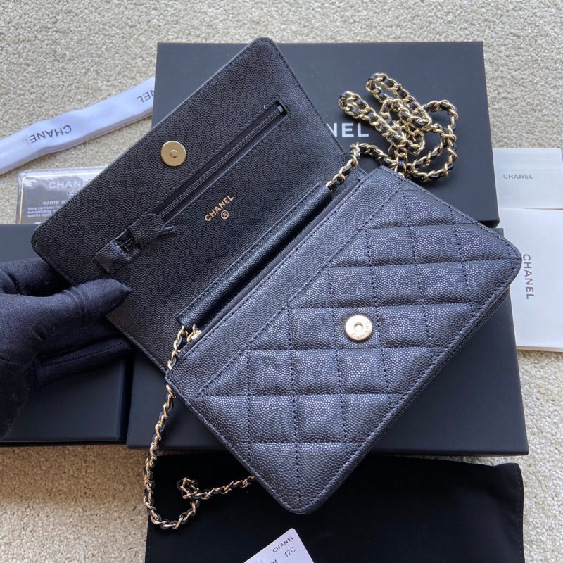 Classic Woc 20cm Black Grained Calfskin Leather CC